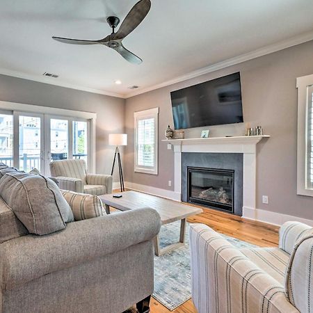 Bright Coastal Abode With Porch And Beach Access! Carolina Beach Eksteriør billede