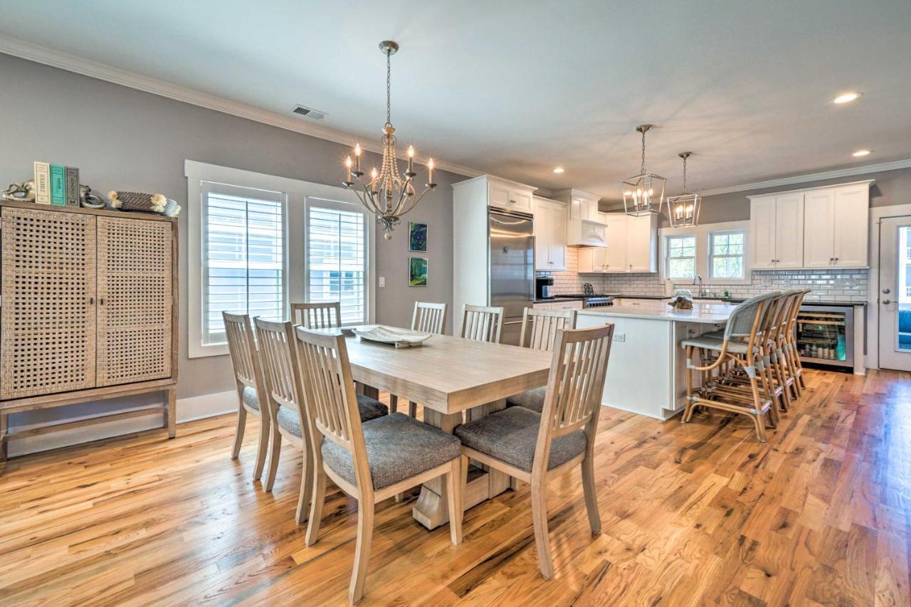 Bright Coastal Abode With Porch And Beach Access! Carolina Beach Eksteriør billede