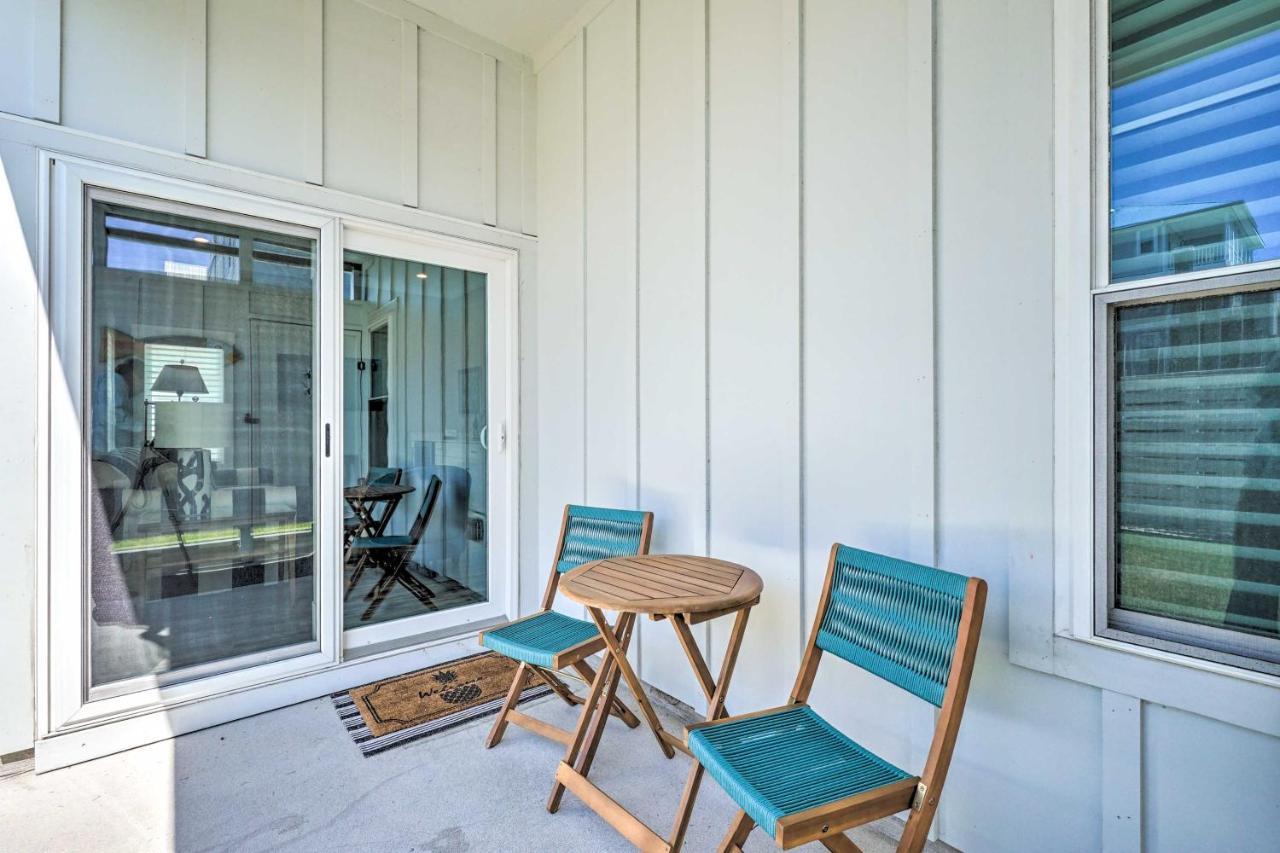 Bright Coastal Abode With Porch And Beach Access! Carolina Beach Eksteriør billede